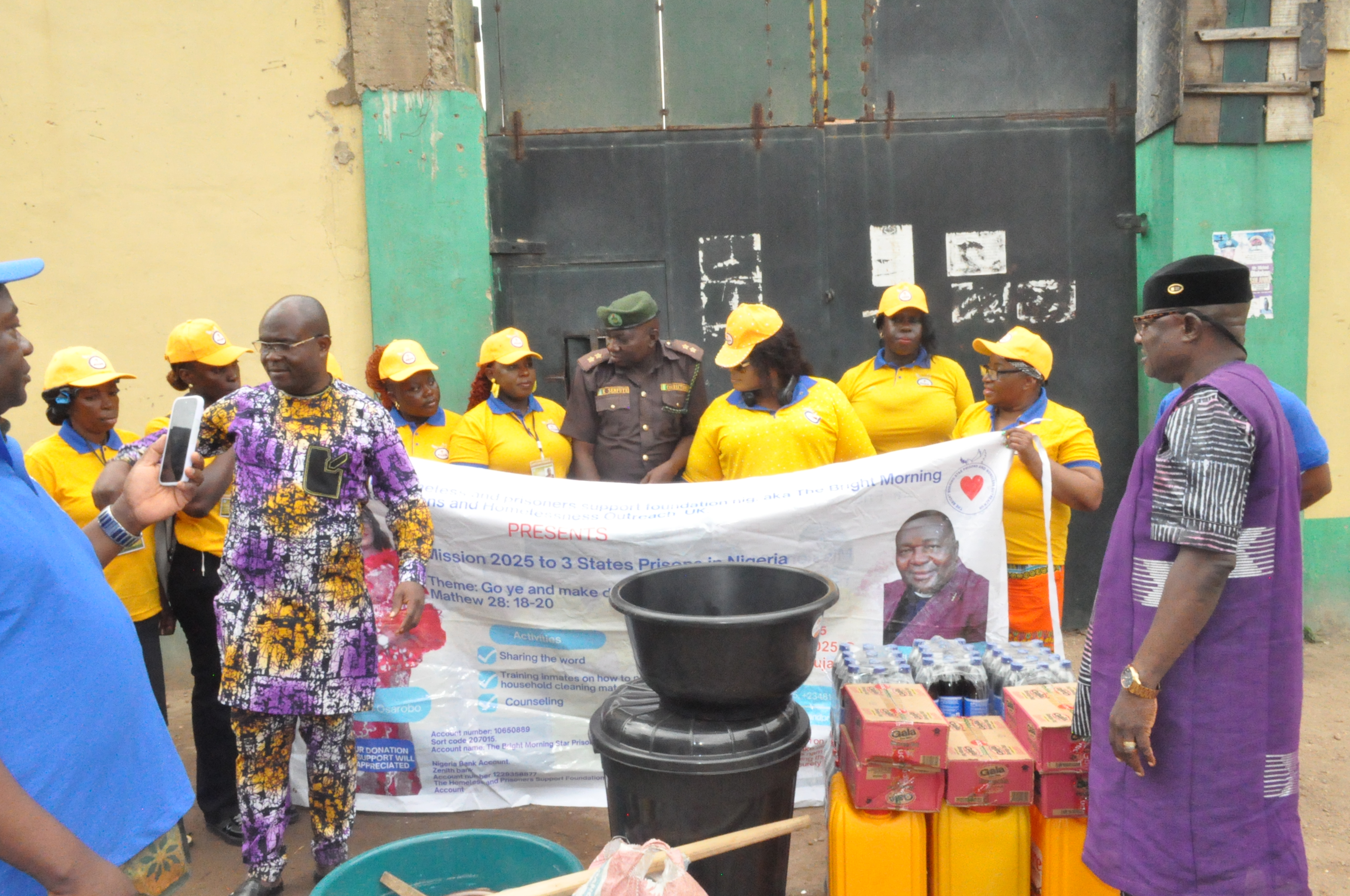 Ibara Prison Team with Officials